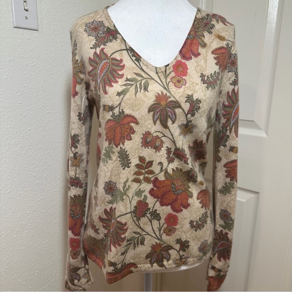 SOLD Charter Club 100% Cashmere V-Neck Sweater